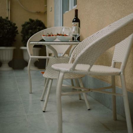 Giorgi Home Μπατούμι Εξωτερικό φωτογραφία